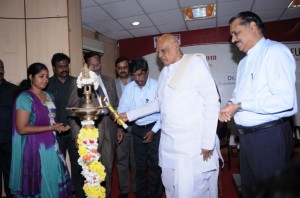 His Excellency the Governor of Tamil Nadu lighting the Kuthuvilakku in the Inaugural Function of Entrepreneurship 2013