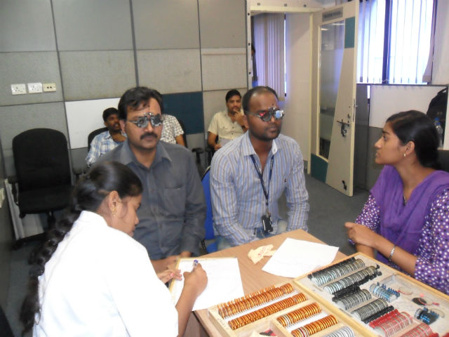A SPECIAL EYE CAMP FOR SRM TECHNOLOGIES - CHENNAI - 12.12.2013