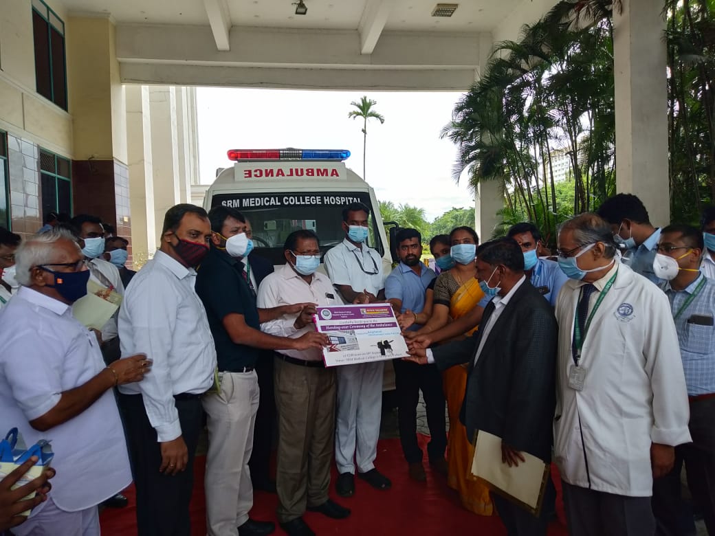 Handing Over Ceremony of Ambalunce to SRM Hospital_12.9.2020 (6)